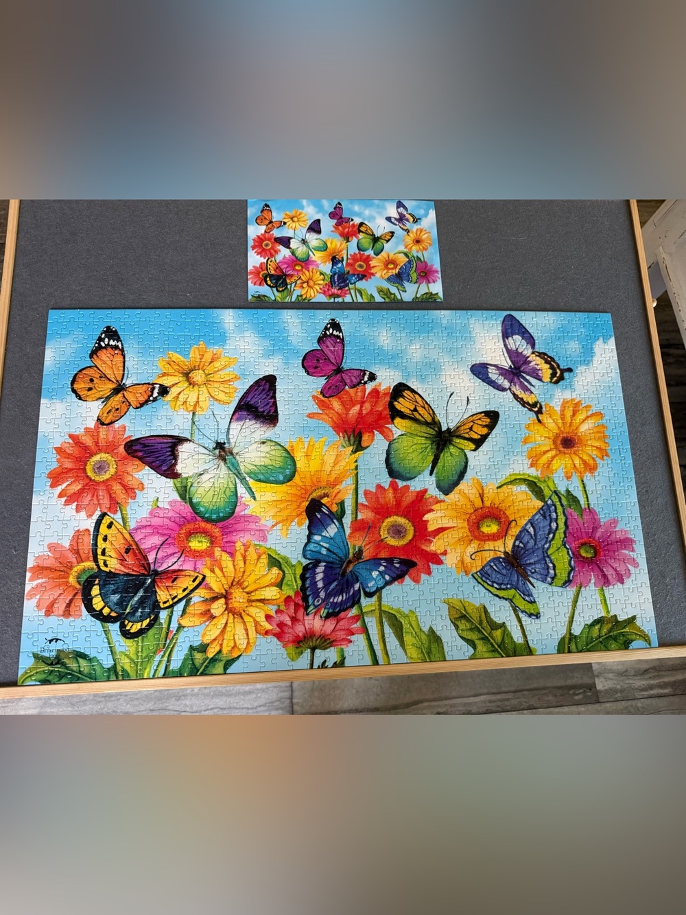Briarwood Lane 1,000 Pieces Butterfly Puzzle